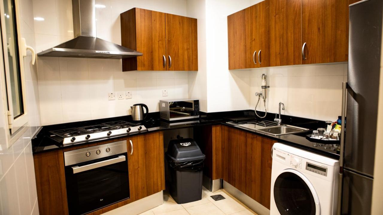 เลเวลส์ ทาวเวอร์ เฟอร์นิช อพาร์ตเมนต์ Hotel Kuwait City ภายนอก รูปภาพ