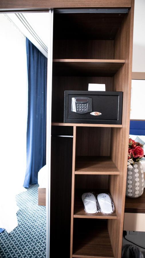 เลเวลส์ ทาวเวอร์ เฟอร์นิช อพาร์ตเมนต์ Hotel Kuwait City ภายนอก รูปภาพ